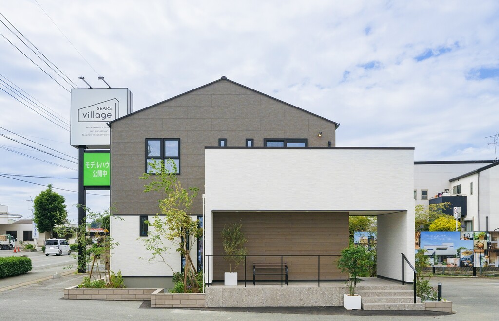 住宅再建のご相談・&LIFE 光の森モデルハウス（デザインも性能も強さも兼ね備えたモデルハウス）