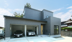 【予約不要】インナーガレージと和の情緒が響き合うナチュラルな住まいのメイン画像