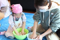 【暮らしの学校】HidamariCafeの親子味噌づくり講座のメイン画像