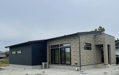 松茂展示場　〈住まいの勉強会〉3LDK+ハーフ吹抜けの詰め込んだ平屋 オーナー様邸見学会のメイン画像