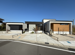 【ファミリー・おひとり様も大歓迎！】3棟同時〈平屋〉OPEN HOUSE！のメイン画像