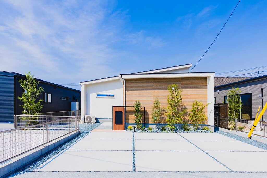 【熊本菊池市】ホワイト基調の明るいLDK・回遊キッチン（平屋）