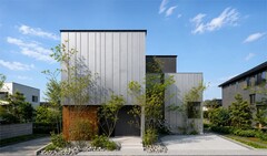 【予約不要】視線が気にならない中庭と広々リビングでくつろぐ住まいのメイン画像