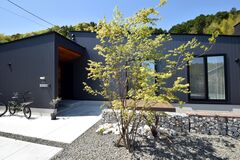 【水戸市堀町】2つの庭がある平屋のメイン画像