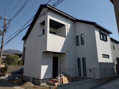 武蔵野展示場〈住まいの勉強会〉太陽光発電と小屋裏収納を両立した都市型住宅 オーナー様邸見学会のメイン画像