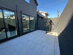 武蔵小杉展示場　〈住まいの勉強会〉緑と光が彩るホテルライクな家 オーナー様邸見学会のメイン画像