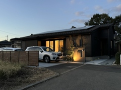 昭和展示場　〈住まいの勉強会〉開放的なLDKと超家事楽動線の平屋 オーナー様邸見学会のメイン画像