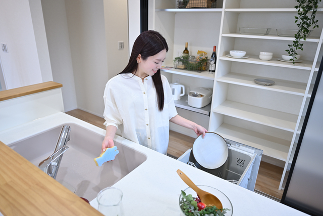 【津山市小原】中庭のある平屋　個室とLDKを分けプライバシーに配慮した間取り　モデルハウス見学のメイン画像