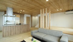 【予約不要】広々LDKと、大容量の書斎＆収納を叶えた延床30坪の住まいのメイン画像