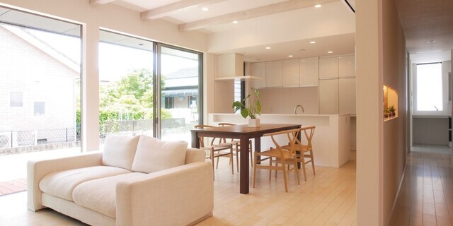 【１階に寝室を設け南面に広々LDKがある30坪4LDK2階建】完成見学会＠鈴鹿市須賀のメイン画像